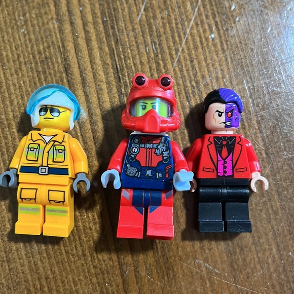 Lego mini figure 17 - Picture 2 of 9